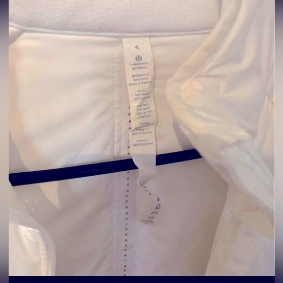 Lululemon Run for Cold Jacket - Picture 2 of 2